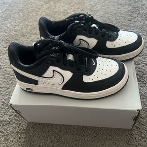 Nike Air Force 1 EUC
